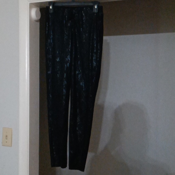 ~Zara Basic Small Faux Snakeskin Elastic Waist Leggings - Picture 2 of 4